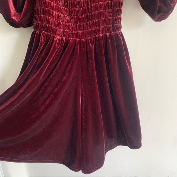 URBAN OUTFITTERS BURGUNDY VELVET ROMPER - Picture 5 of 9